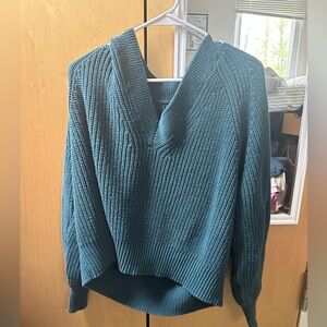 Urban Outfitters V-neck Baggy Sweater